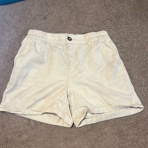 Wonderful khaki shorts